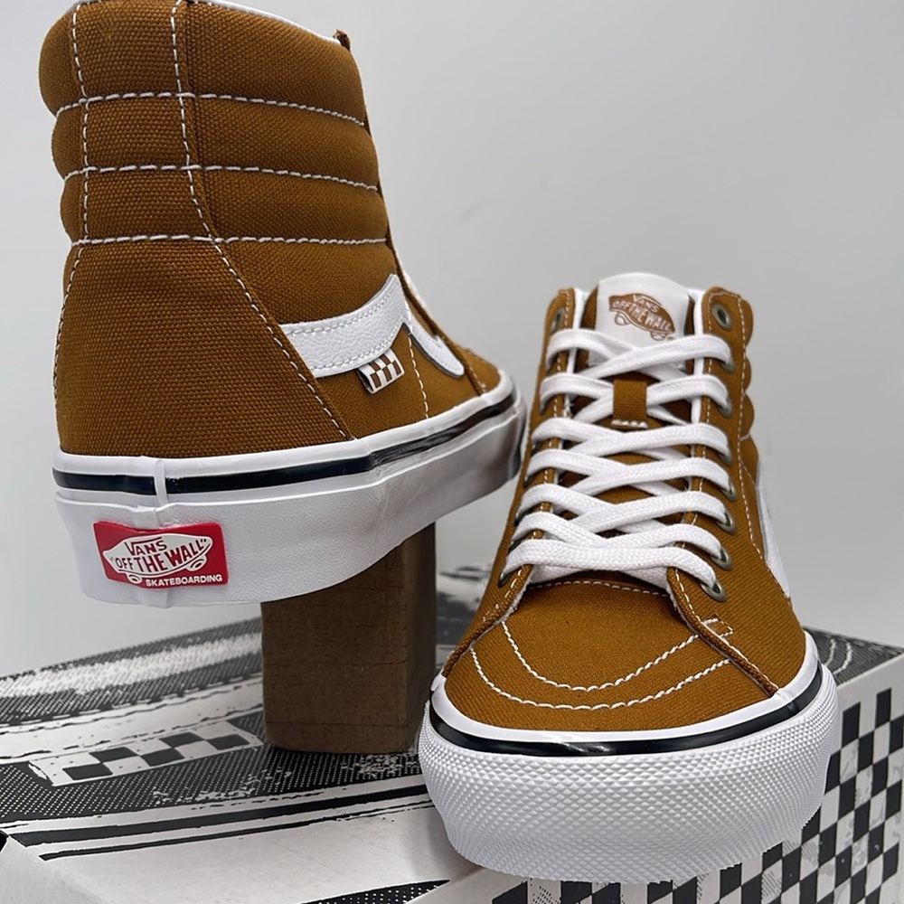 Vans Men’s Skate Sk8-Hi Canvas Golden Brown
VN0A5FCC1M7 Sneakers - Picture 9 of 16